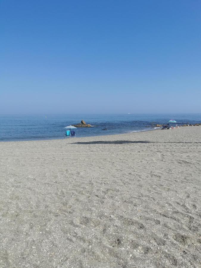 Marina Del Castillo, Duquesa Beachfront Apartment Manilva Εξωτερικό φωτογραφία